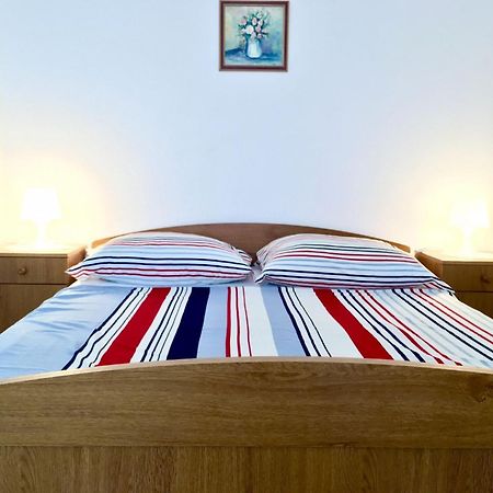Apartment Ivo Vinišće Eksteriør billede